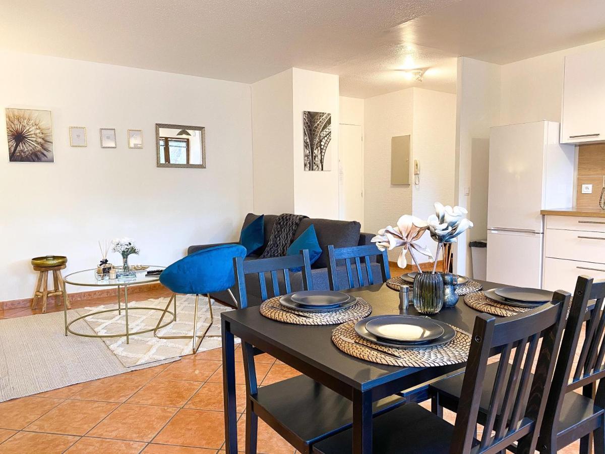 Luxueux Appartement Evry Centre - Parking - Rer A 10 Min Courcouronnes Екстериор снимка