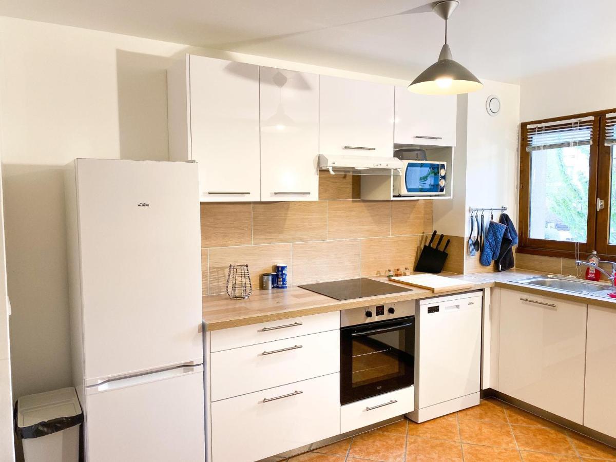 Luxueux Appartement Evry Centre - Parking - Rer A 10 Min Courcouronnes Екстериор снимка