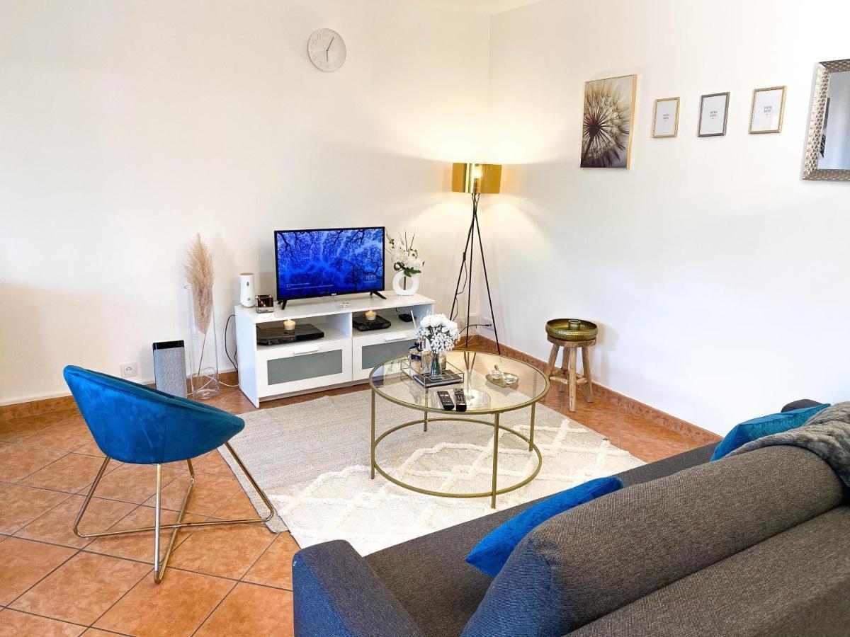 Luxueux Appartement Evry Centre - Parking - Rer A 10 Min Courcouronnes Екстериор снимка